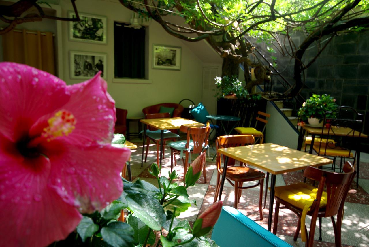 Hotel L'Atmosphere Sanary-sur-Mer Exterior photo